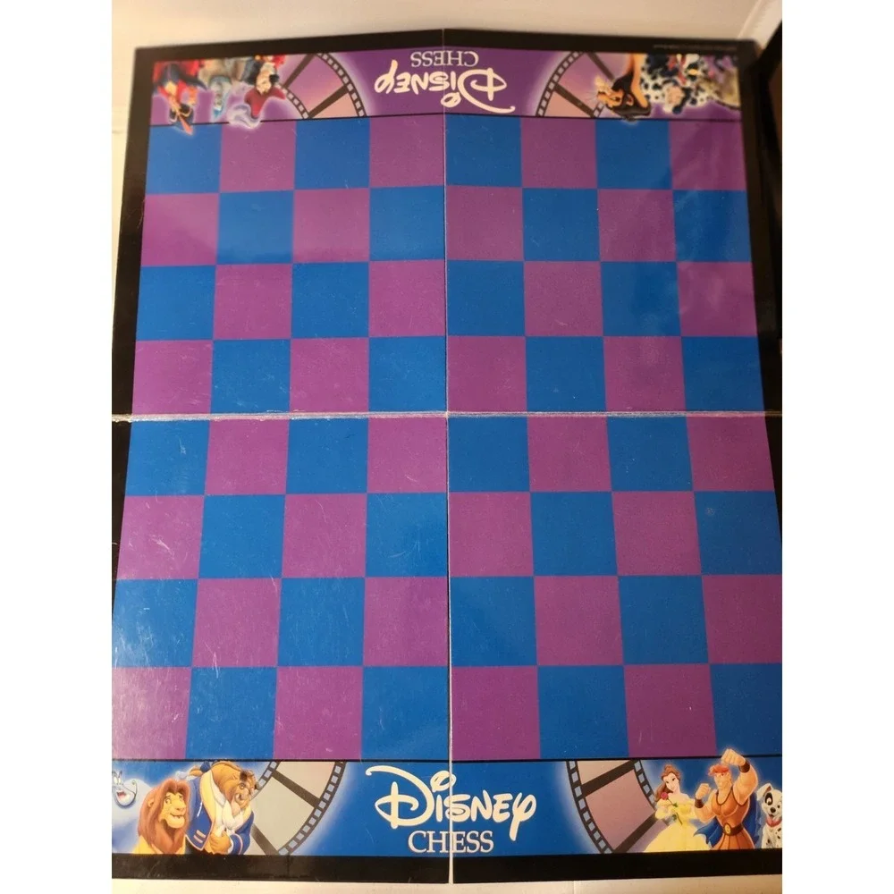 Disney Chess Set  32 Piece of Disney Characters Collectors Edition Excellent